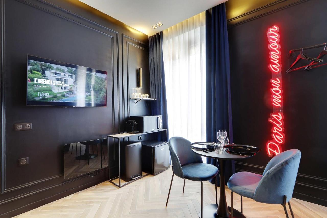 Couples Getaway Unit With Jacuzzi - City Center Париж Экстерьер фото